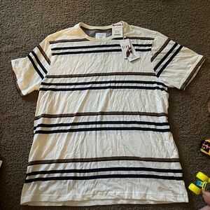 Men’s NWT basic striped tee L/XL